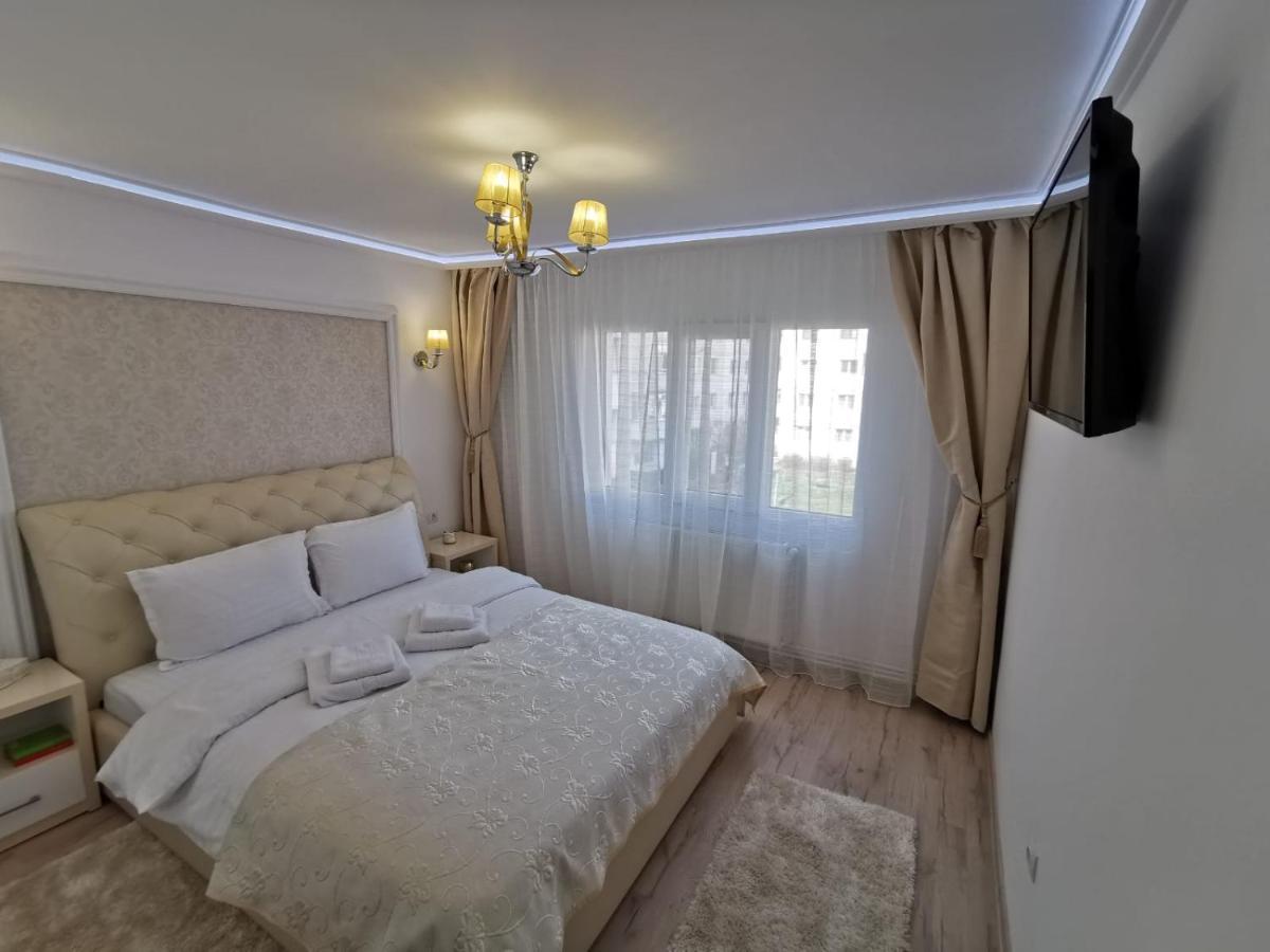 Apartament Gold Luxury Apartment Tirgu Ocna Exterior photo